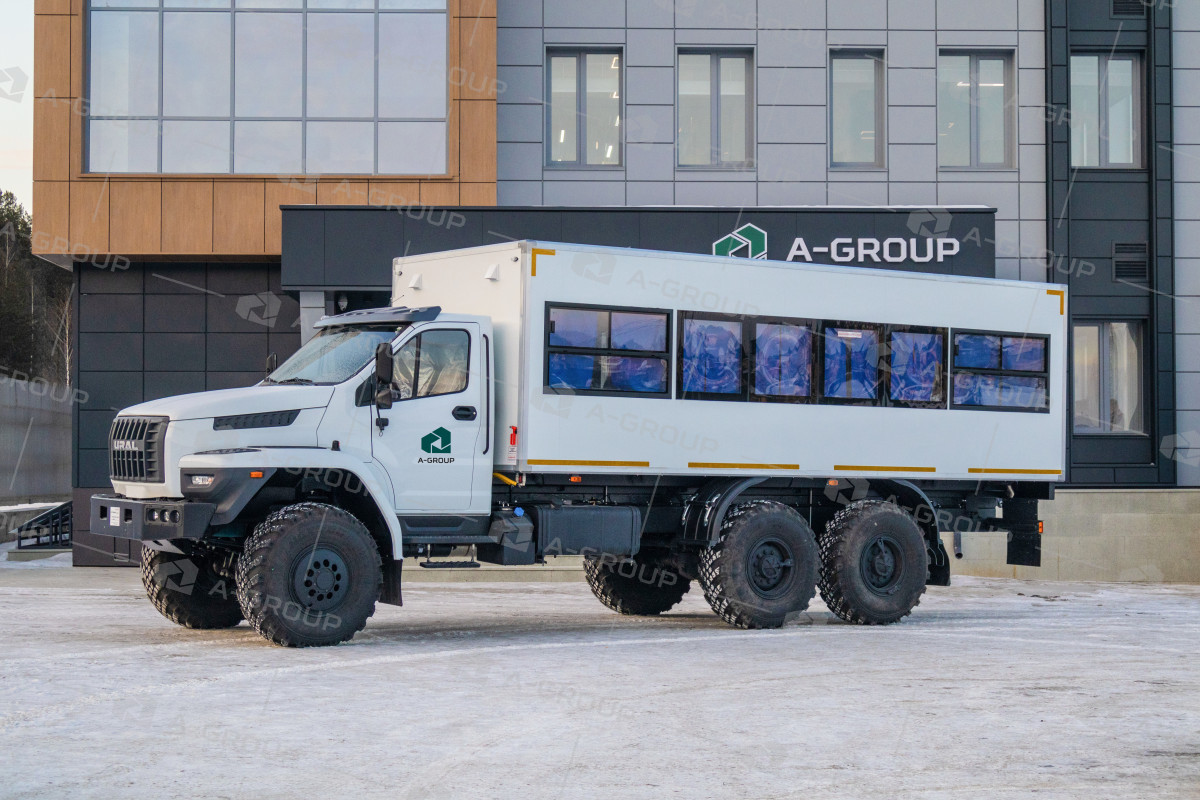 Урал 4320 Вахтовка