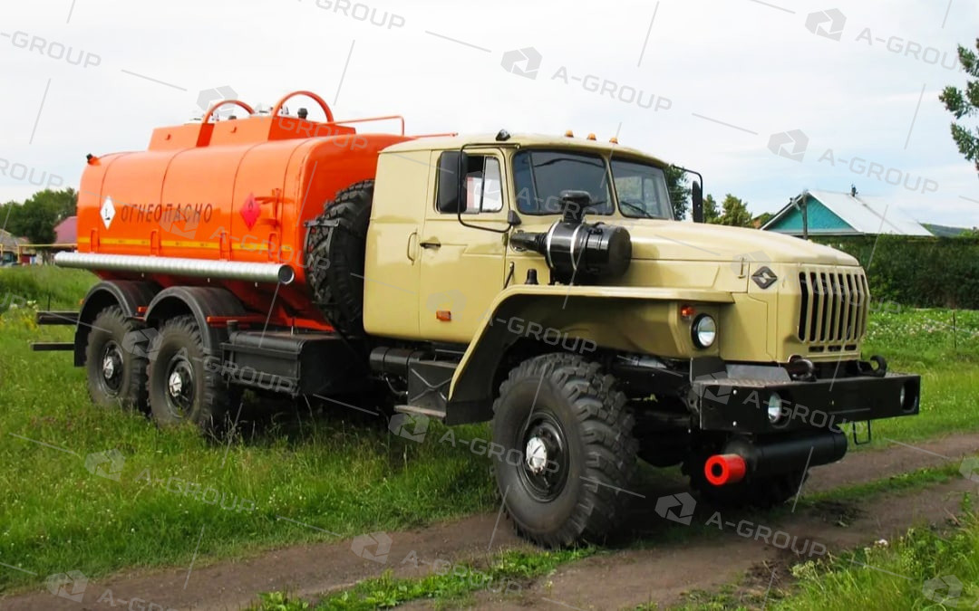 Урал 4320 Бензовоз