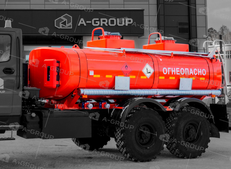 Навесное оборудование автотопливозаправщик АТЗ-10 (1 или 2 секции, заднее расположение УВТ) для шасси УРАЛ/КАМАЗ