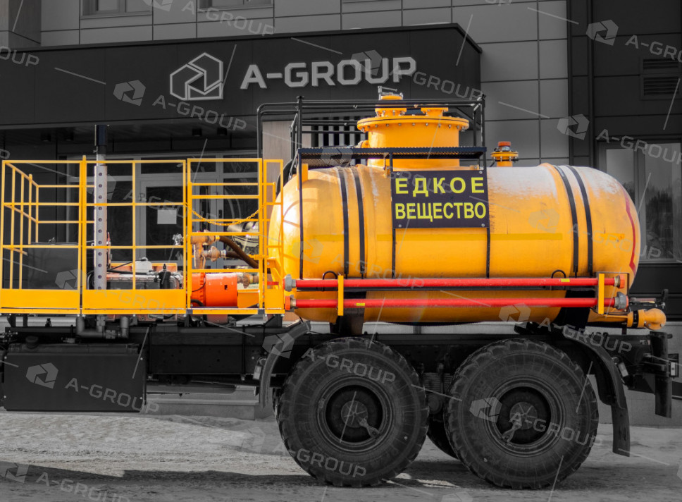 Навесное оборудование СИН-32 (стеклопластиковая емкость) для шасси УРАЛ/КАМАЗ
