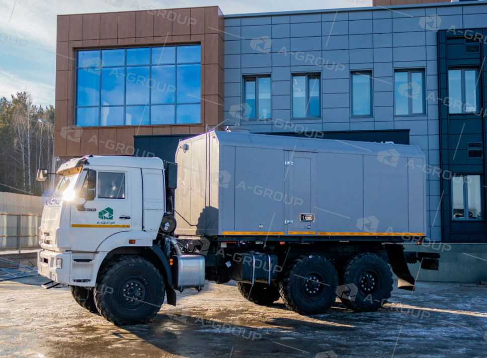 ППУА 1600/100 на шасси Камаз 43118-48 (насос 2,3 ПТ)