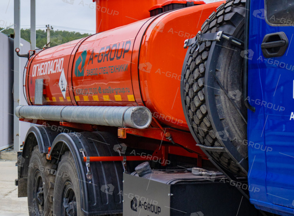 Автотопливозаправщик АТЗ-10 на шасси УРАЛ NEXT 4320-72