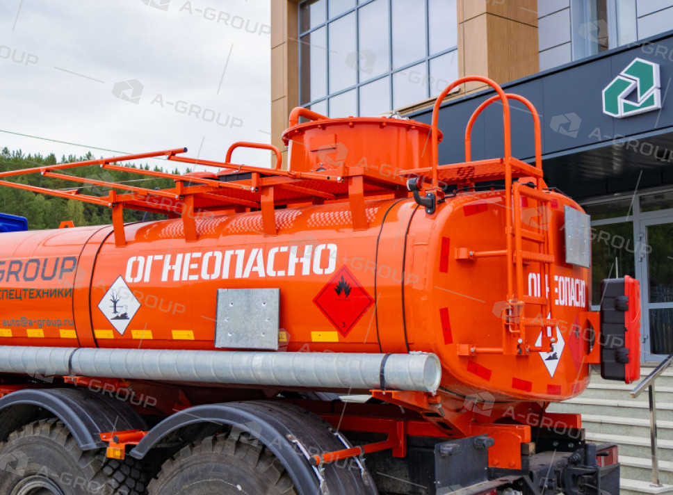 Автотопливозаправщик АТЗ-10 на шасси УРАЛ NEXT 4320-72