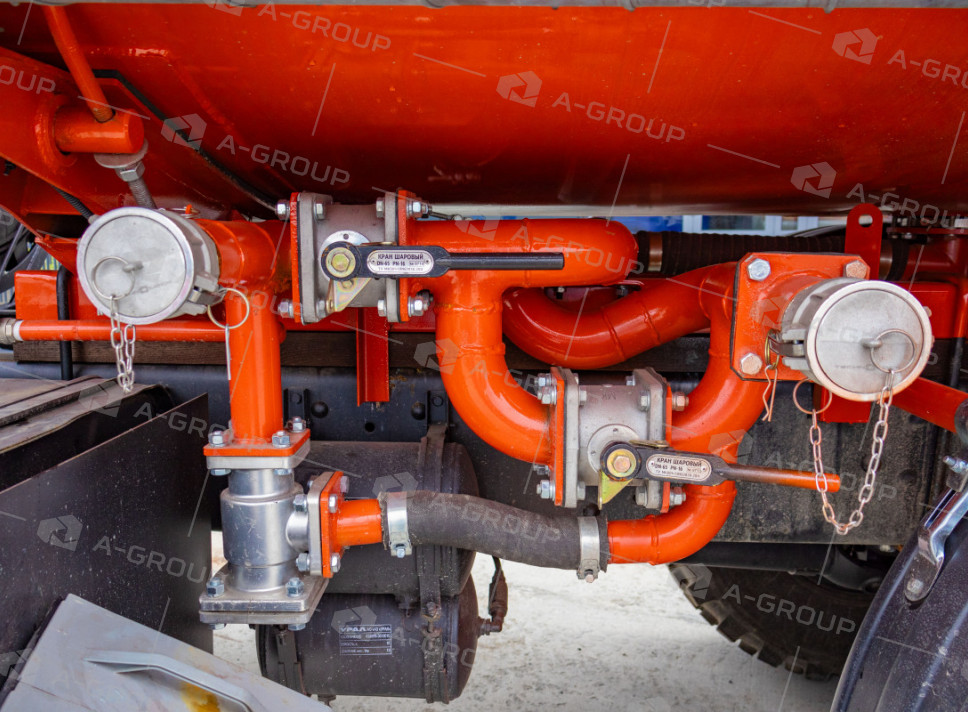 Автотопливозаправщик АТЗ-10 на шасси УРАЛ NEXT 4320-72