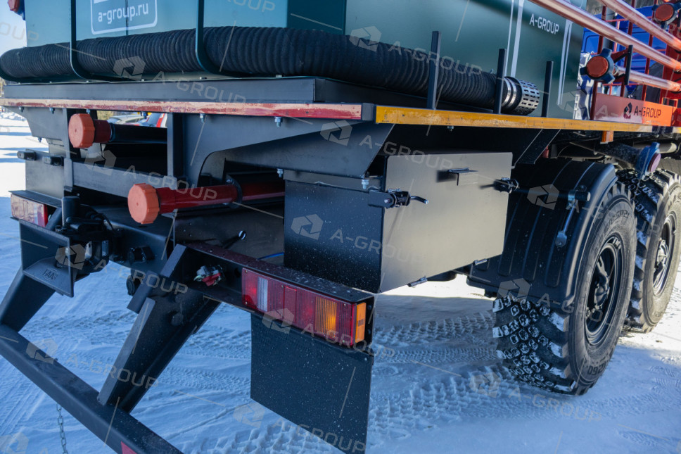 Цементировочный агрегат ЦА-320 на шасси Урал 4320-82