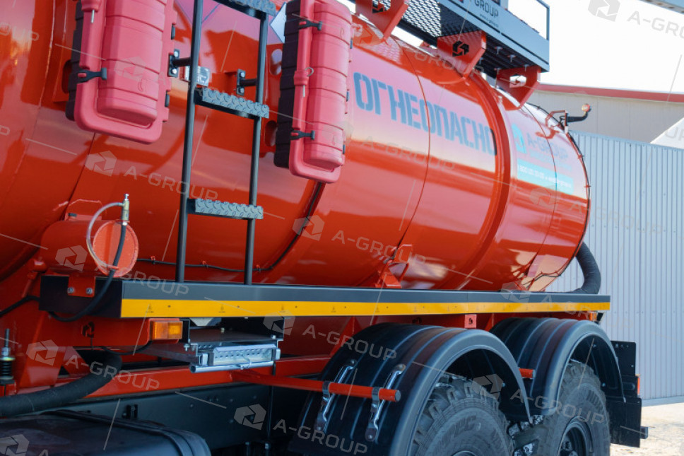 АКН-10 на шасси УРАЛ NEXT 4320-72 (КО-510, доп горловина, тех люк)