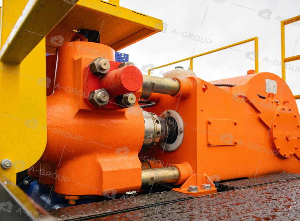 Цементировочный агрегат СИН-35 на шасси Камаз 43118-50 (спальное место)