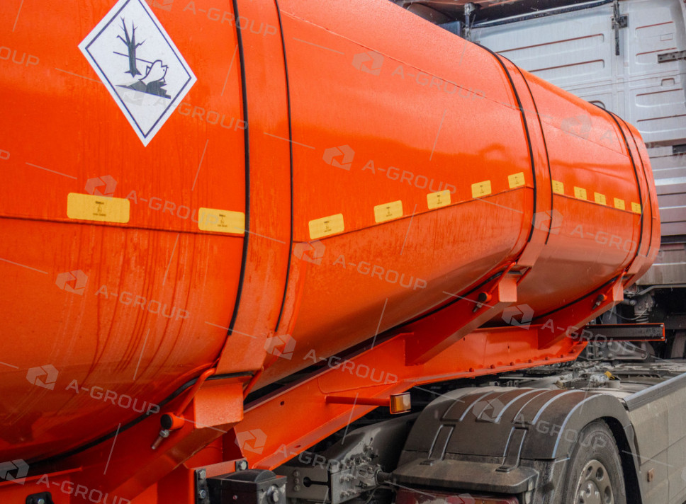 Полуприцеп-цистерна ППЦ-30 для перевозки светлых нефтепродуктов