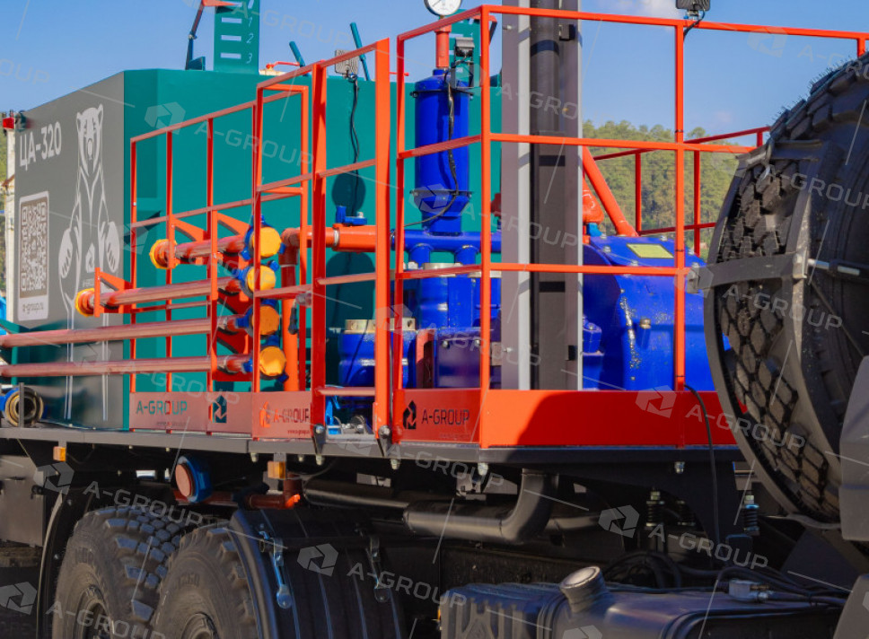 Цементировочный агрегат ЦА-320 на шасси Урал 4320-80
