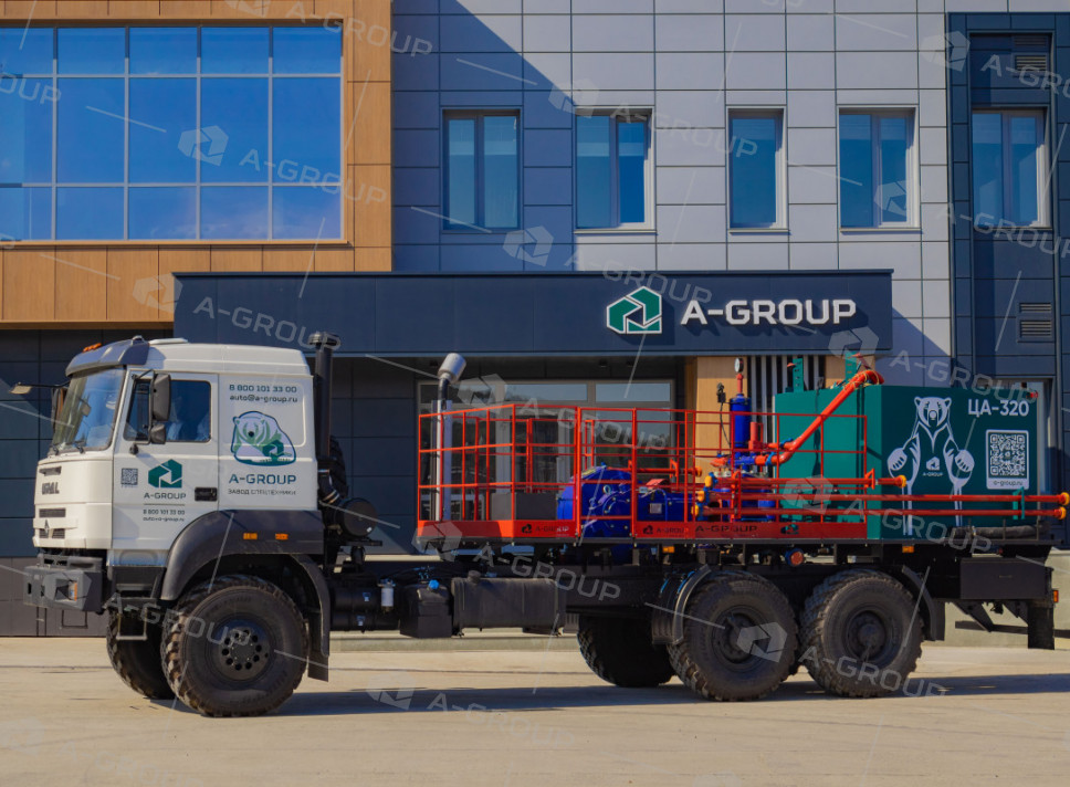 Цементировочный агрегат ЦА-320 на шасси Урал 4320-80