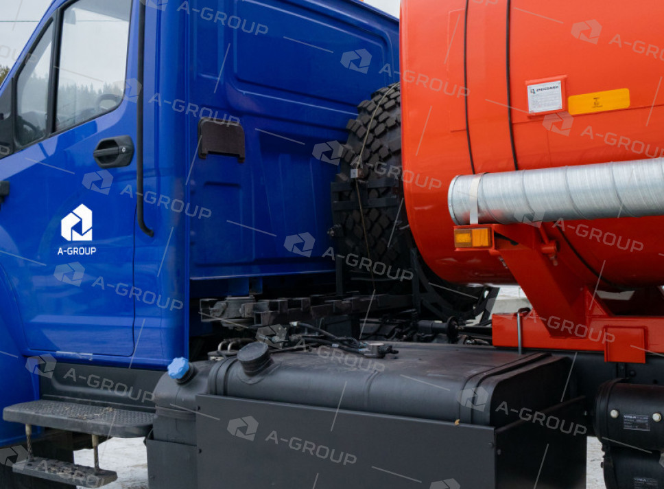 Автотопливозаправщик АТЗ-12/2 (2 секции) на шасси УРАЛ NEXT 4320-74
