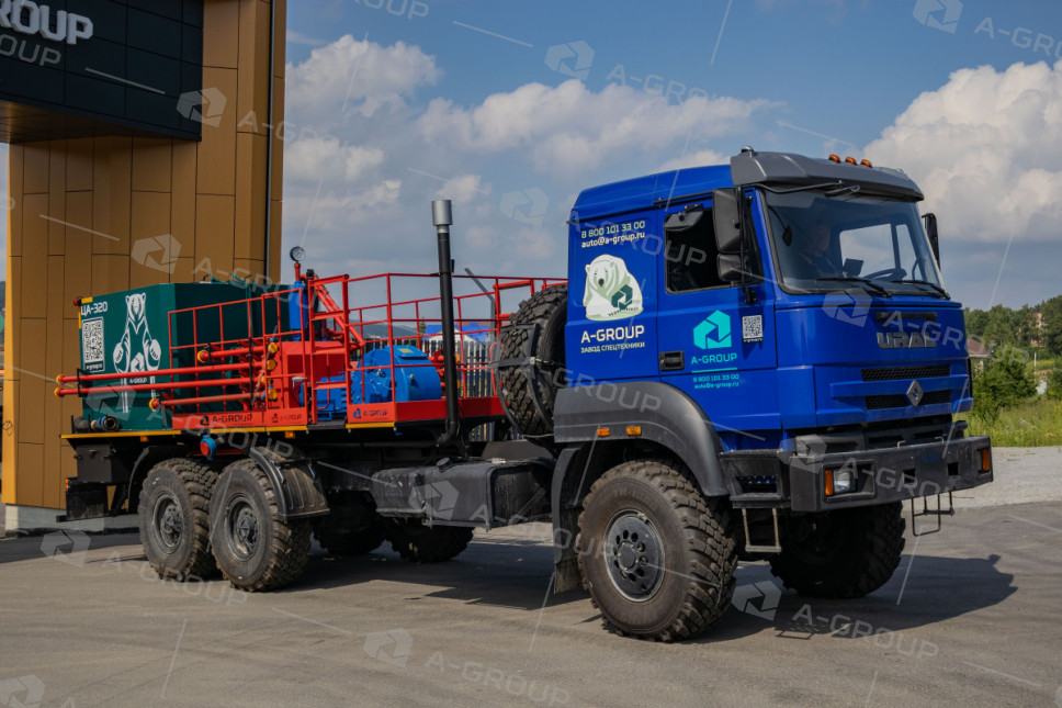 Цементировочный агрегат ЦА-320 на шасси Урал 4320-80