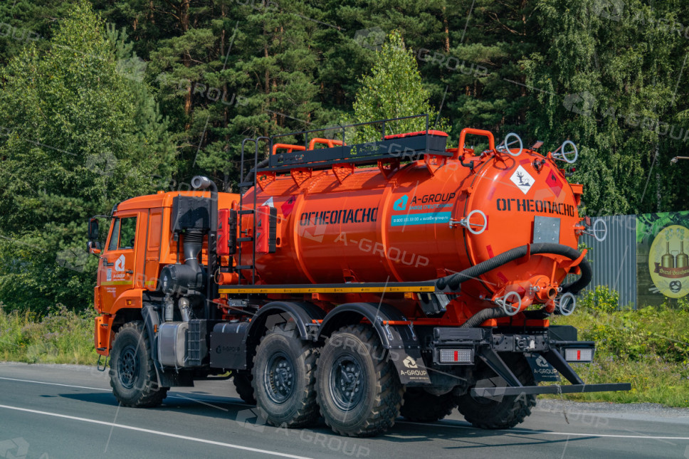 АКН-10 ОД на шасси Камаз 43118-50 (спальное место)  (КО-505, доп горловина, подогрев слива)