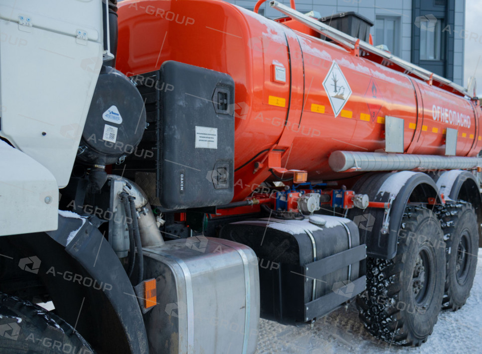 Автотопливозаправщик АТЗ-11/2 (2 секции) на шасси Камаз 43118-50