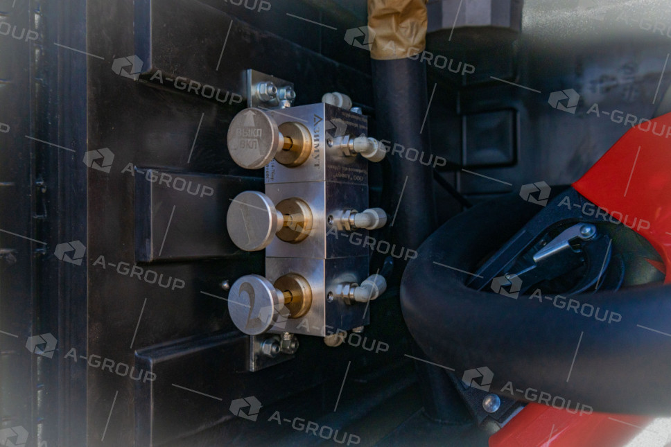 Автотопливозаправщик АТЗ-11/2 (2 секции) на шасси Камаз 43118-50