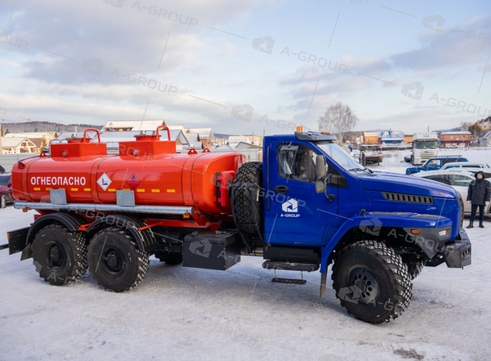 Автоцистерна нефтепромысловая АЦН-10 на шасси УРАЛ 4320-72 (2 секции)