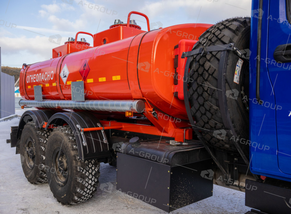 Автоцистерна нефтепромысловая АЦН-10 на шасси УРАЛ 4320-72 (2 секции)