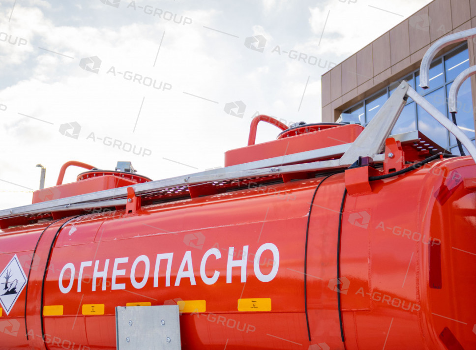 Автоцистерна нефтепромысловая АЦН-10 на шасси УРАЛ 4320-72 (2 секции)