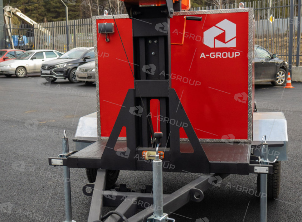 Мачта освещения на автомобильном прицепе