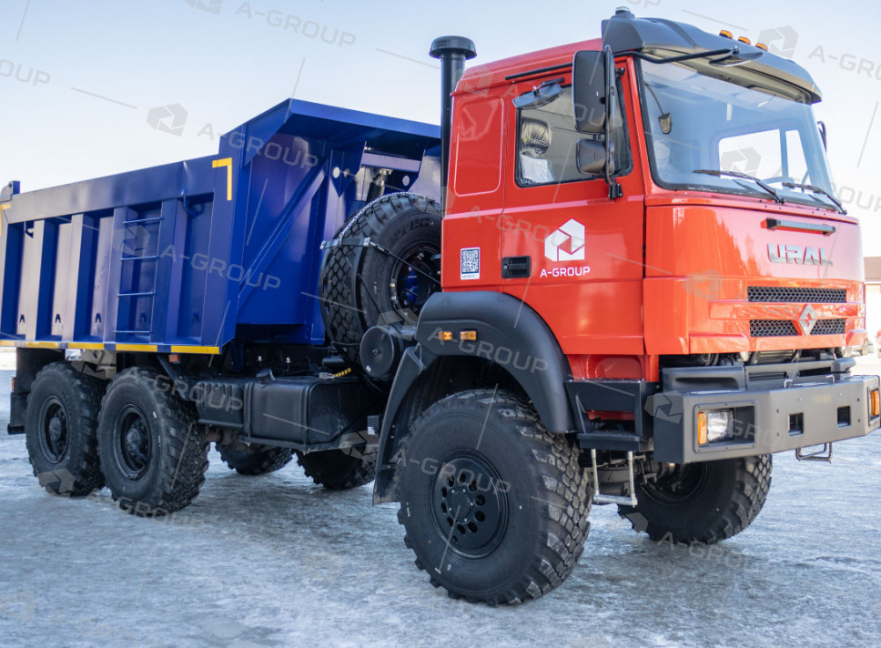 Самосвал Урал 5557-82
