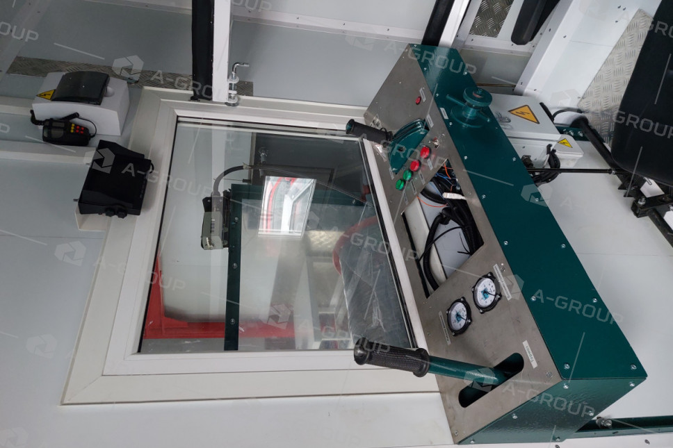 Агрегат исследования скважин АИС на шасси SHACMAN 