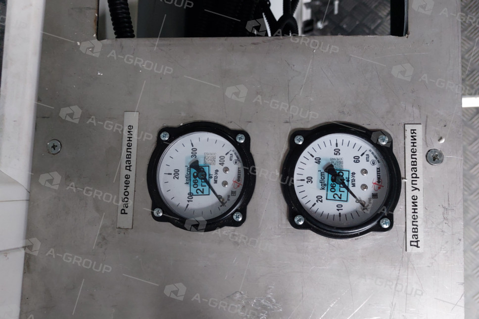 Агрегат исследования скважин АИС на шасси SHACMAN 