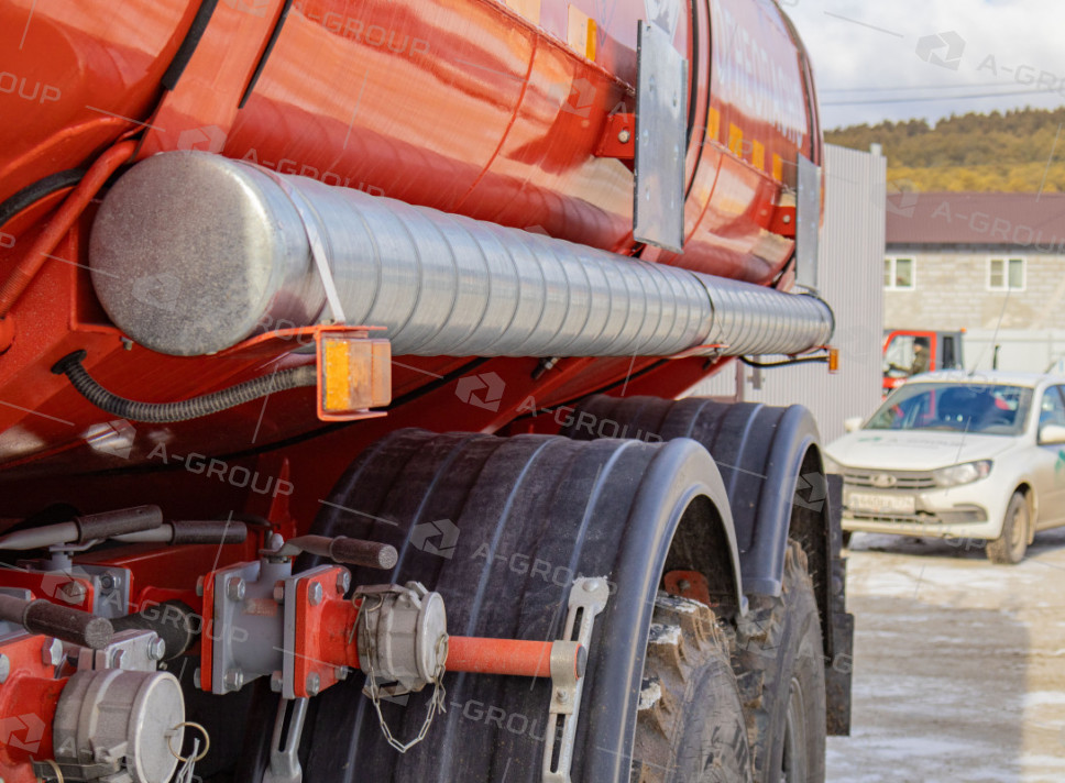 Автотопливозаправщик АТЗ-12/2 (2 секции) на шасси УРАЛ NEXT 4320-72