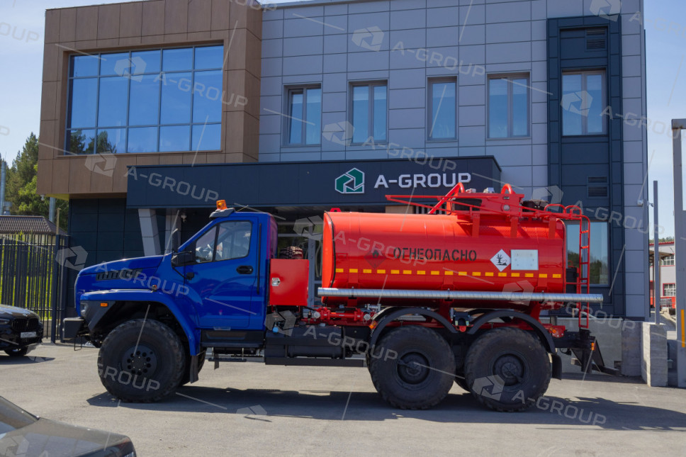Автотопливозаправщик АТЗ-10 на шасси УРАЛ NEXT 55571-72