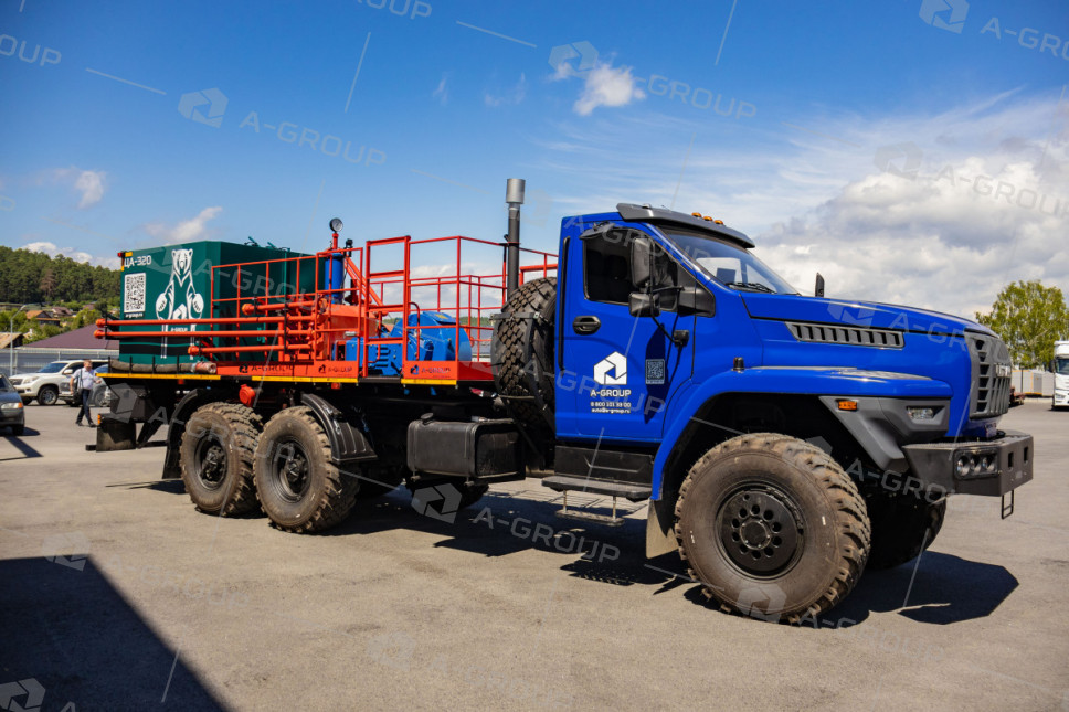 Цементировочный агрегат ЦА-320 на шасси Урал 4320-74