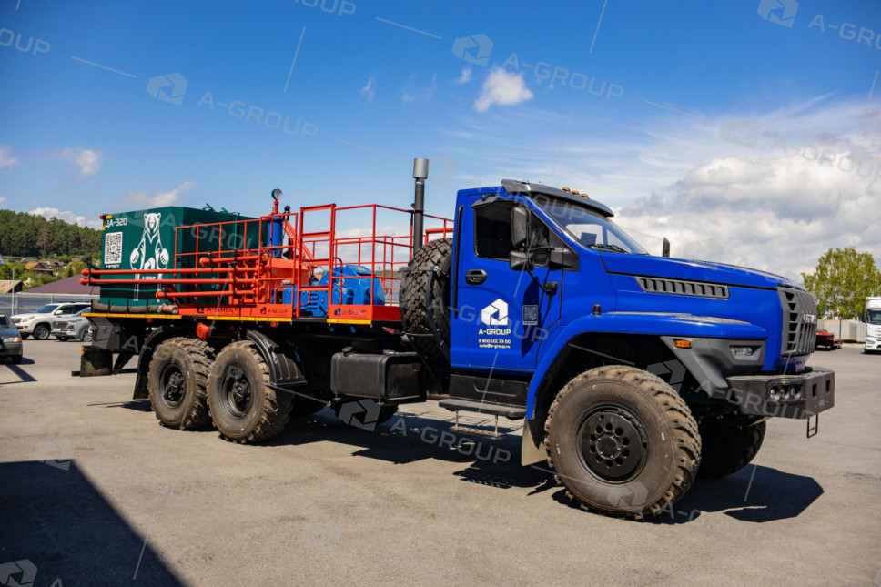 Цементировочный агрегат ЦА-320 на шасси Урал 4320-72