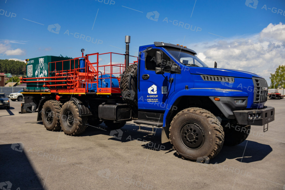 Цементировочный агрегат ЦА-320 на шасси Урал 4320-74