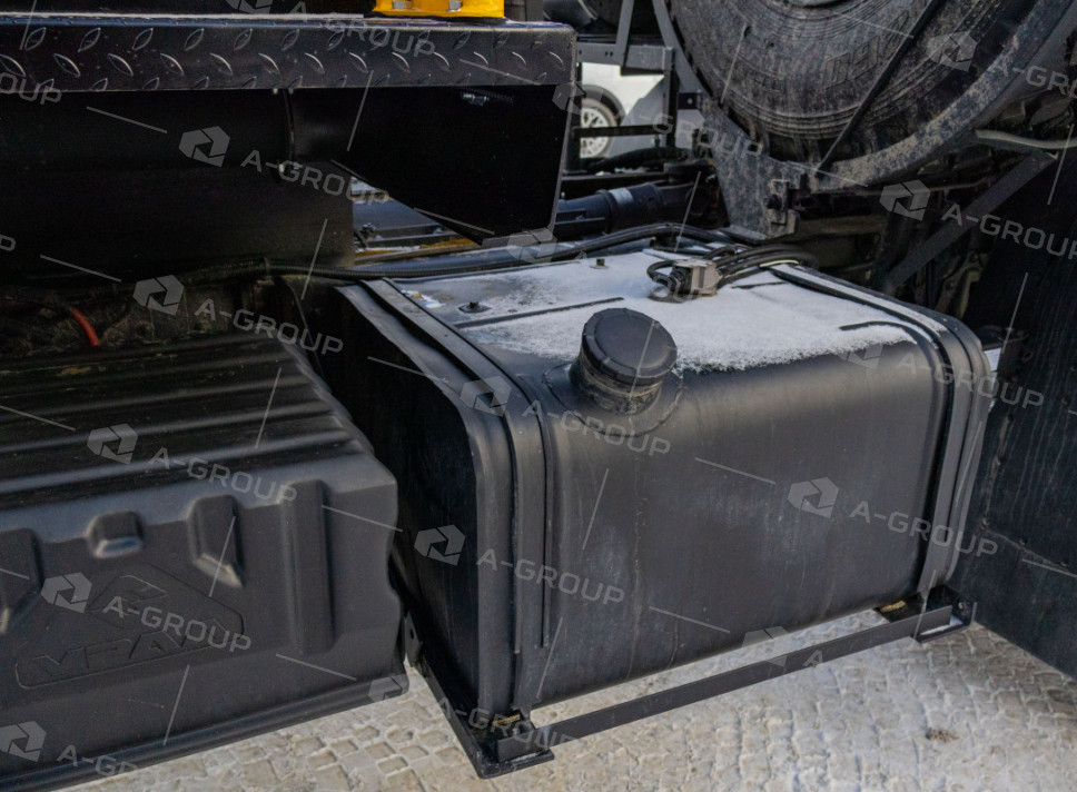 Цементировочный агрегат ЦА-320 на шасси Урал 4320-80