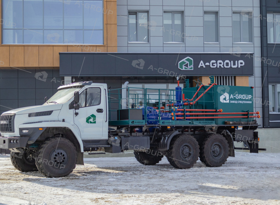 Цементировочный агрегат ЦА-320 на шасси Урал 4320-72