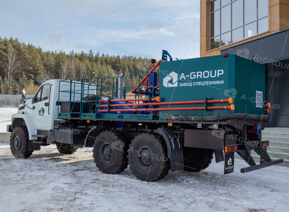 Цементировочный агрегат ЦА-320 на шасси Урал 4320-74