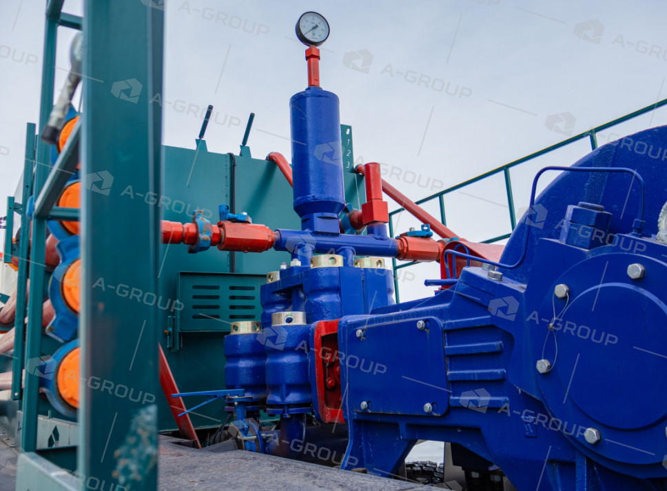 Цементировочный агрегат ЦА-320 на шасси Урал 4320-74