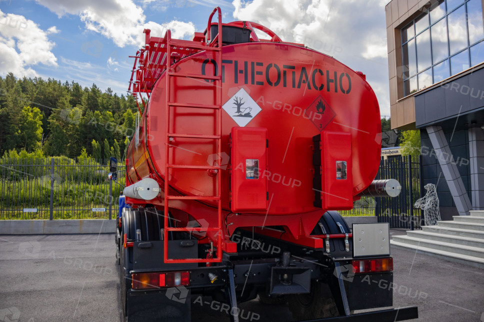 Автотопливозаправщик АТЗ-10 на шасси УРАЛ NEXT 4320-72