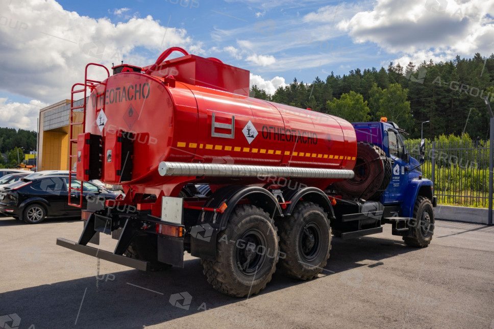 Автотопливозаправщик АТЗ-10 на шасси УРАЛ NEXT 4320-74