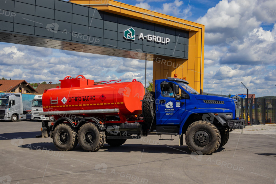 Автотопливозаправщик АТЗ-10 на шасси УРАЛ NEXT 4320-74