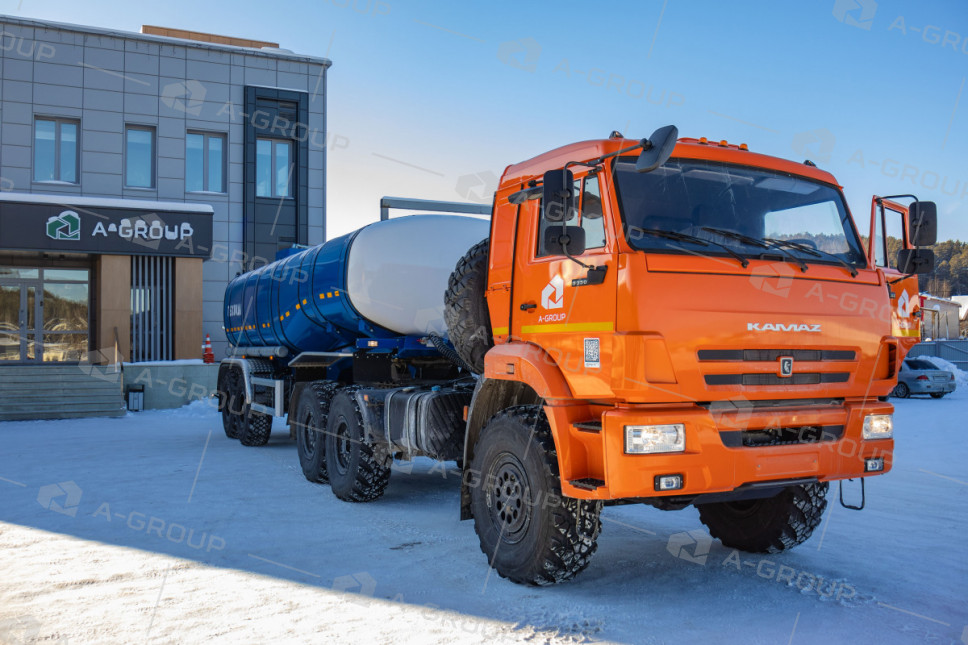 Седельный тягач Камаз 53504