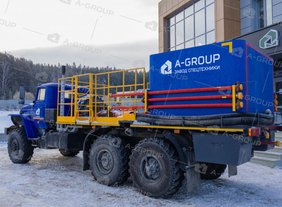 Цементировочный агрегат СИН-35 на шасси Урал 4320-60