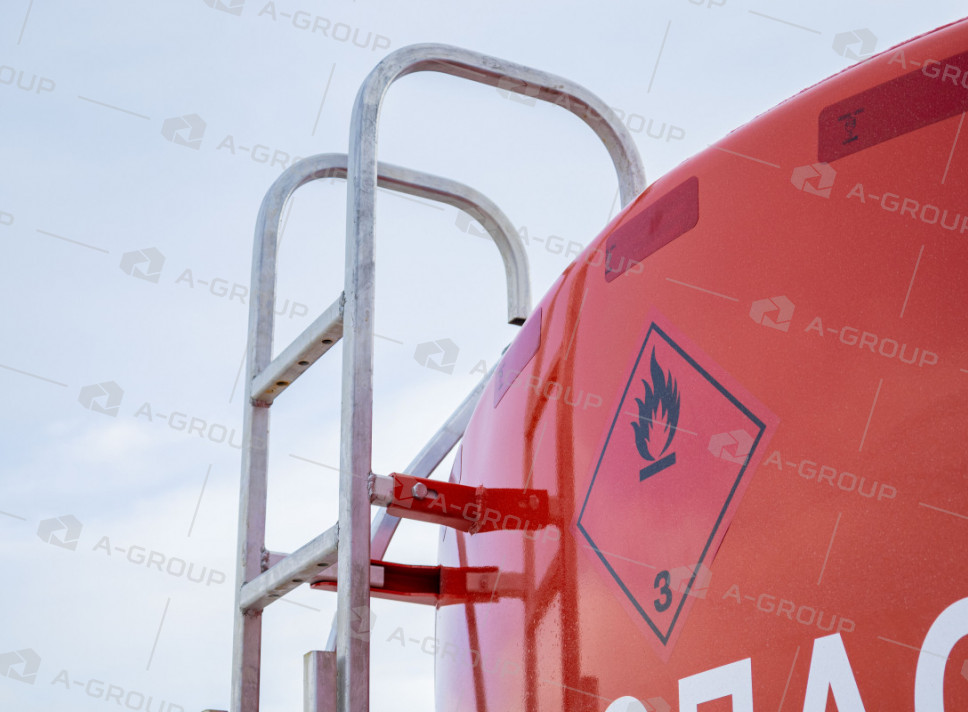 Автоцистерна нефтепромысловая АЦН-10 на шасси УРАЛ Next 4320-74