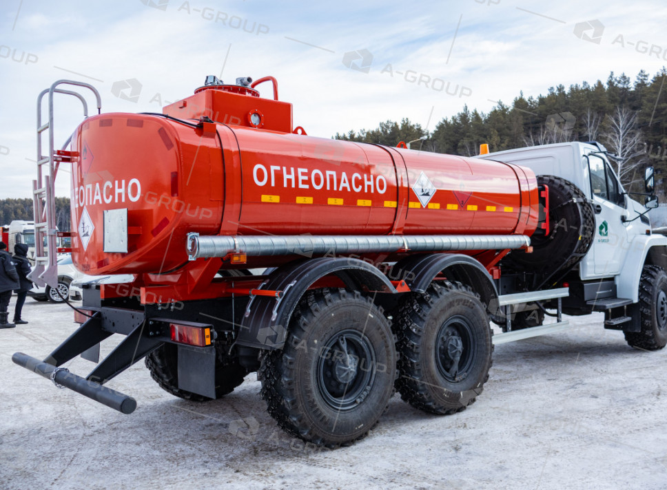 Автоцистерна нефтепромысловая АЦН-10 на шасси УРАЛ 4320-72