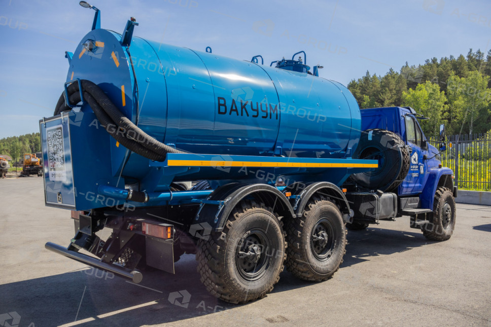Автоцистерна вакуумная МВ-10 (термос) на шасси УРАЛ 4320-72