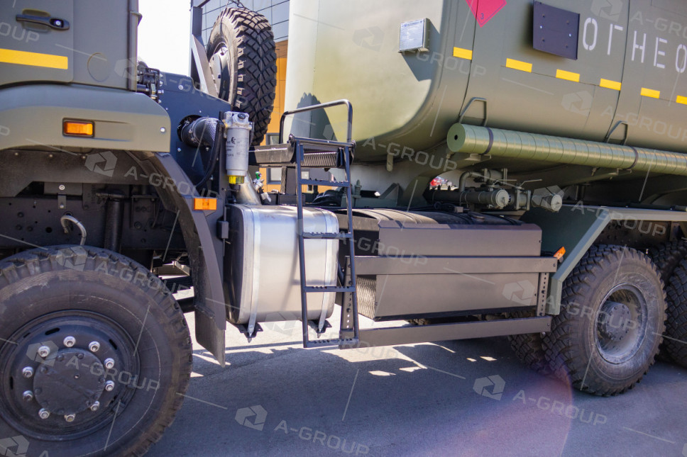 Автоцистерна нефтепромысловая АЦН-19 на шасси Камаз 65115 (2 секции)