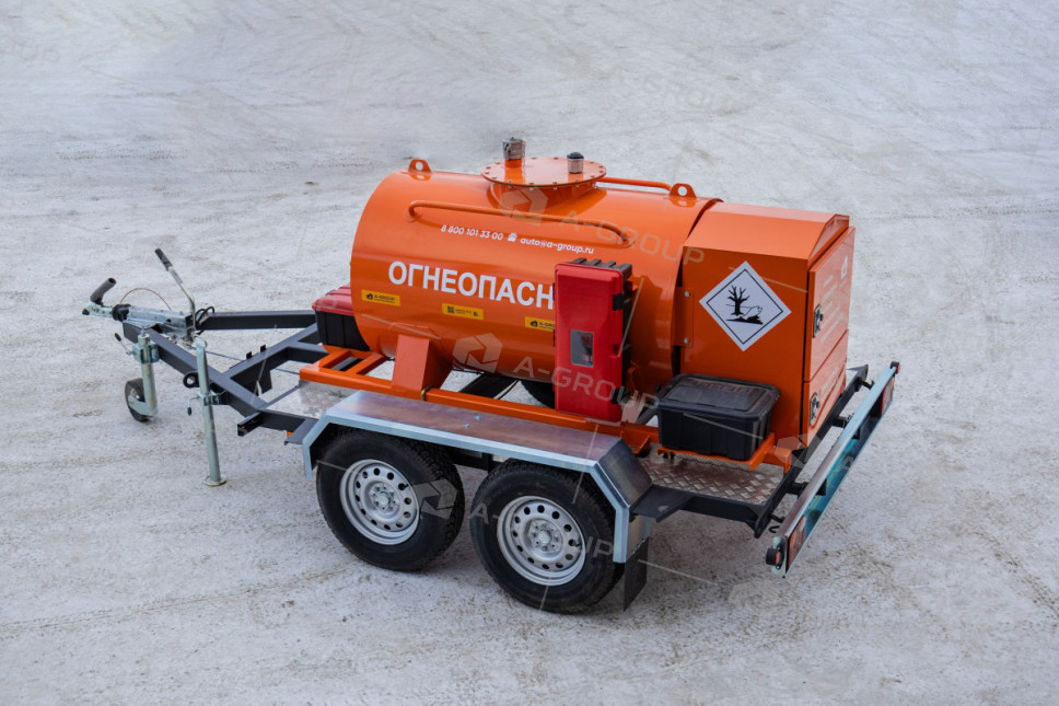 Прицеп-цистерна для перевозки и раздачи дизельного топлива (950 л)