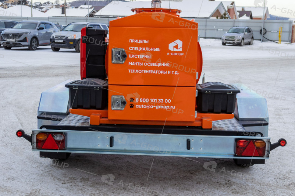 Прицеп-цистерна для перевозки и раздачи дизельного топлива (950 л)