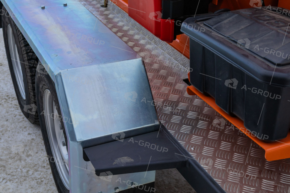 Прицеп-цистерна для перевозки и раздачи дизельного топлива (950 л)