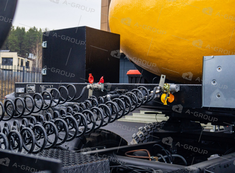 Полуприцеп-цистерна кислотовоз (ППЦК-20 со стеклопластиковой емкостью V=20 м3)