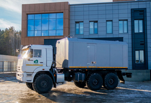 ППУА 1600/100 на шасси Камаз 43118-48 (насос 2,3 ПТ)
