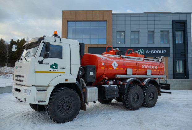 Автотопливозаправщик АТЗ-12 на шасси Камаз 43118-48